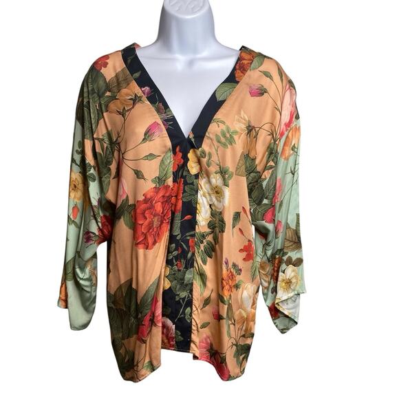 Farm Rio Womens Patchwork Floral Blouse Size XS Tropical Boho Flowy Jungle Fairy - Picture 1 of 12